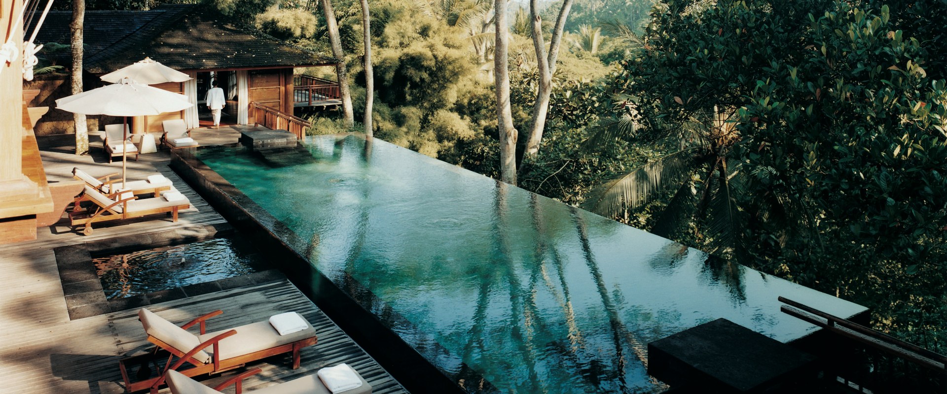 Luxury Hotels and Resorts for Romantic Mountain Getaways Around the World